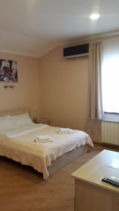 Hotel Doesi Tbilissi Extérieur photo